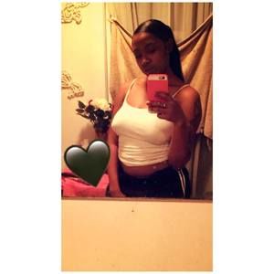 Meet your Posher, Latisha